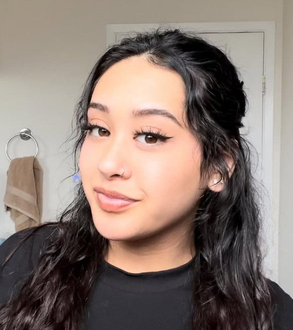 files/reviewfacepic2.jpg